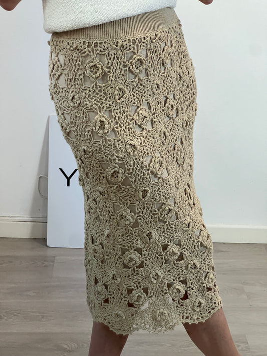 INTROPIA. Falda beige croché T.xs