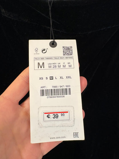 ZARA. Pantalón negro terciopelo