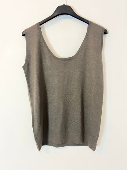 CRUCIANI. Top seda y cashmere verde caza. T 44(M)