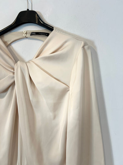 ZARA. Vestido largo beige T.m