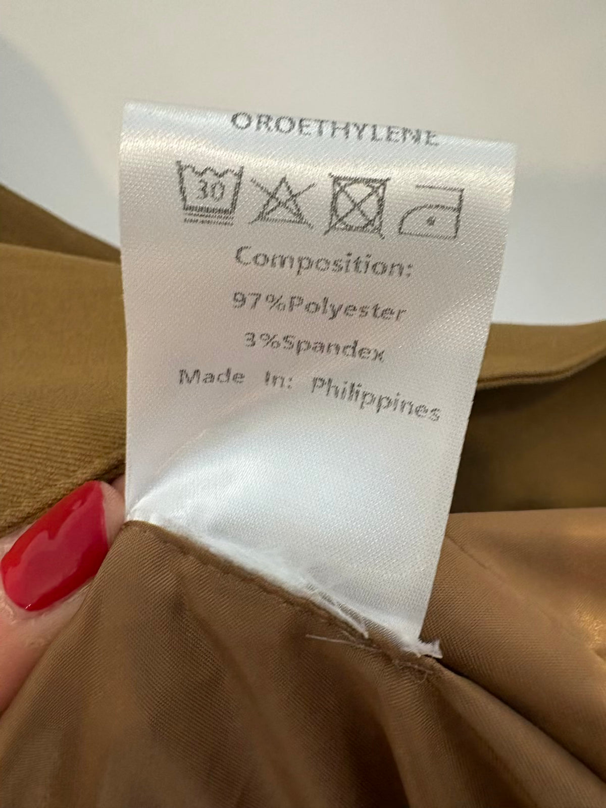 Chaqueta marrón cruzada con cinturón