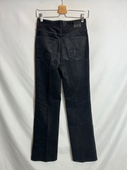 MASSIMO DUTTI. Pantalón gris oscuro pana rectos. T 34