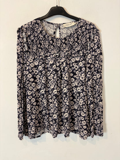 INDI & COLD. Blusa estampada nido de abeja