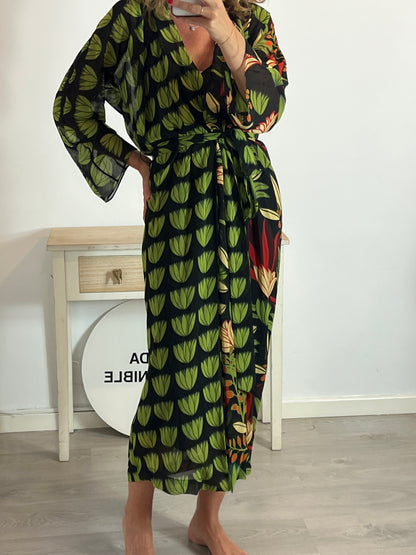 ZARA. Vestido largo estampado tropical. T M