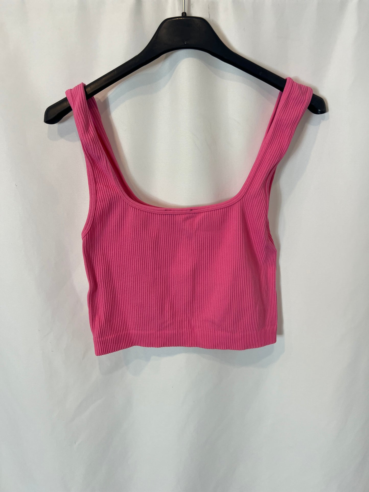 ZARA. Ribbed pink top Tm/l