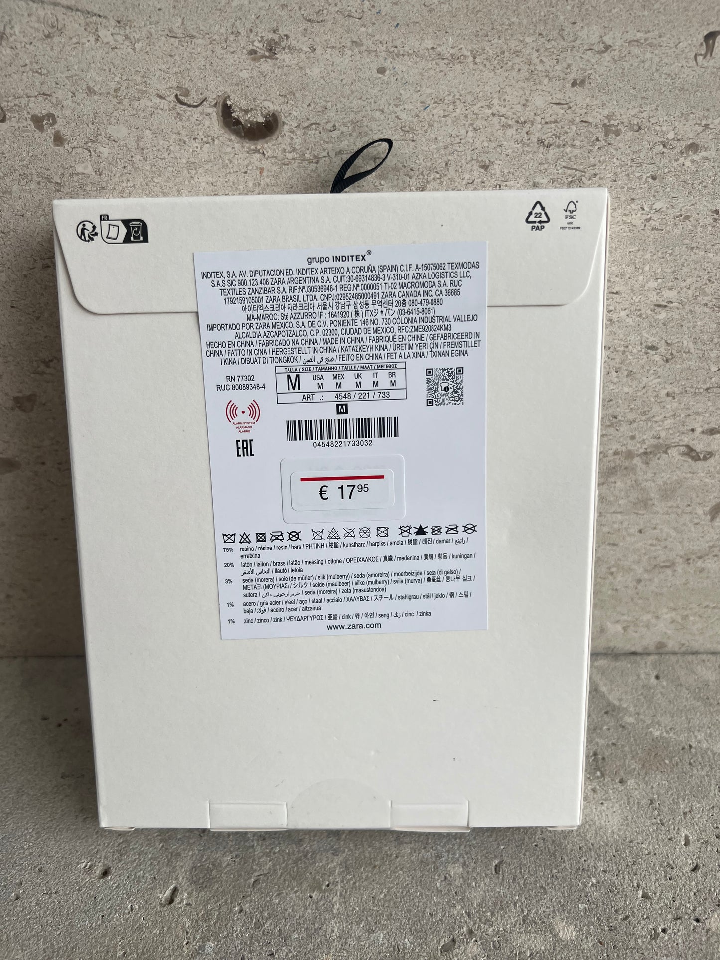 ZARA. Collar flor textura. T M