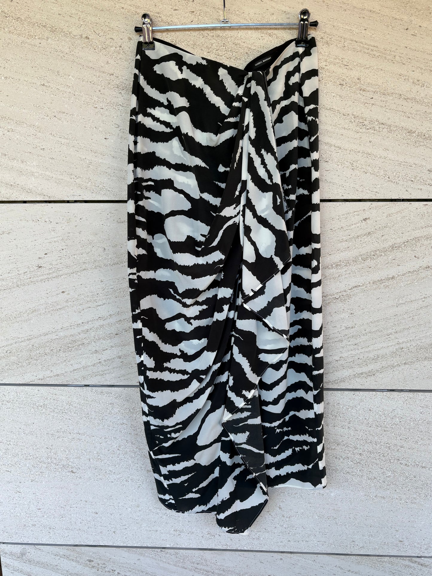 ISABEL MARANT. Animal print silk skirt, size 36