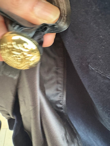 ZARA. Blazer terciopelo botones dorados