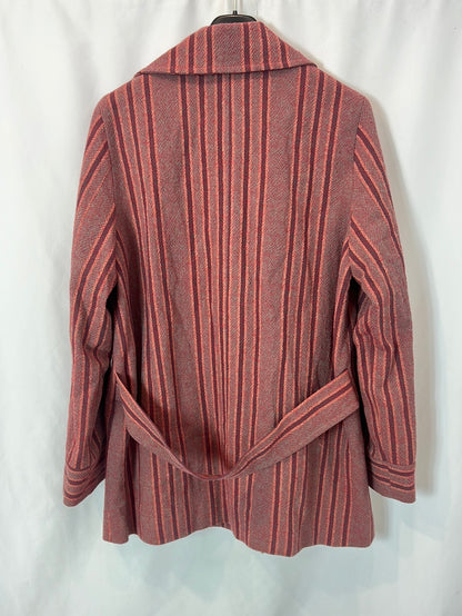 INTROPIA. Chaqueta burdeos rayas T.s