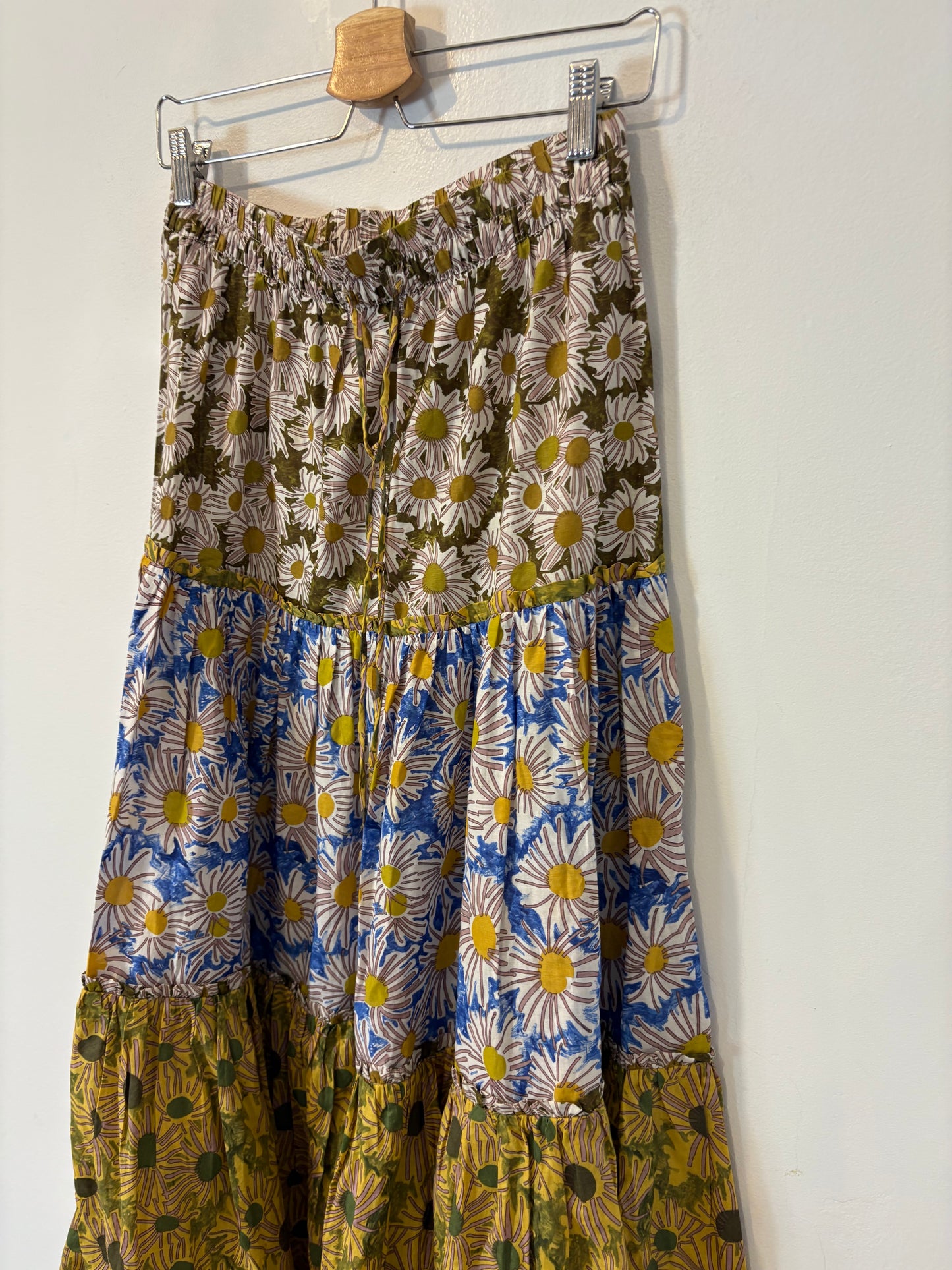 ZARA. Conjunto flores verde