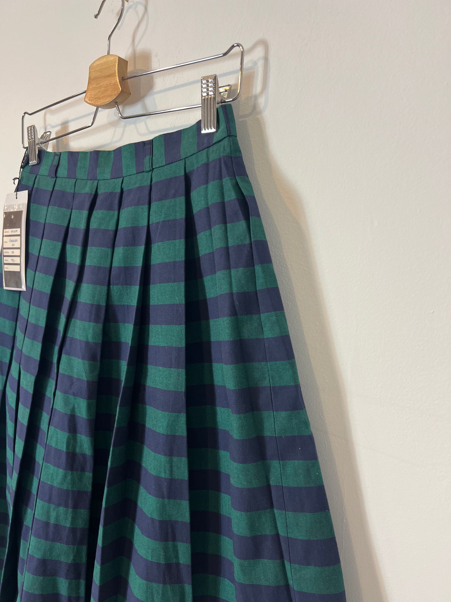 WINDSOR. Striped midi skirt. T 38