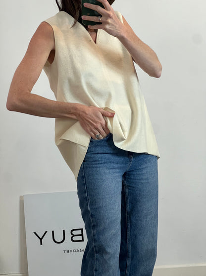 CAROLINA HERRERA. Top en crudo lana