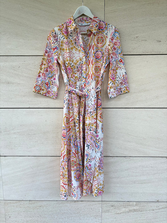 ZARA. Vestido camisero estampado multicolor. T S