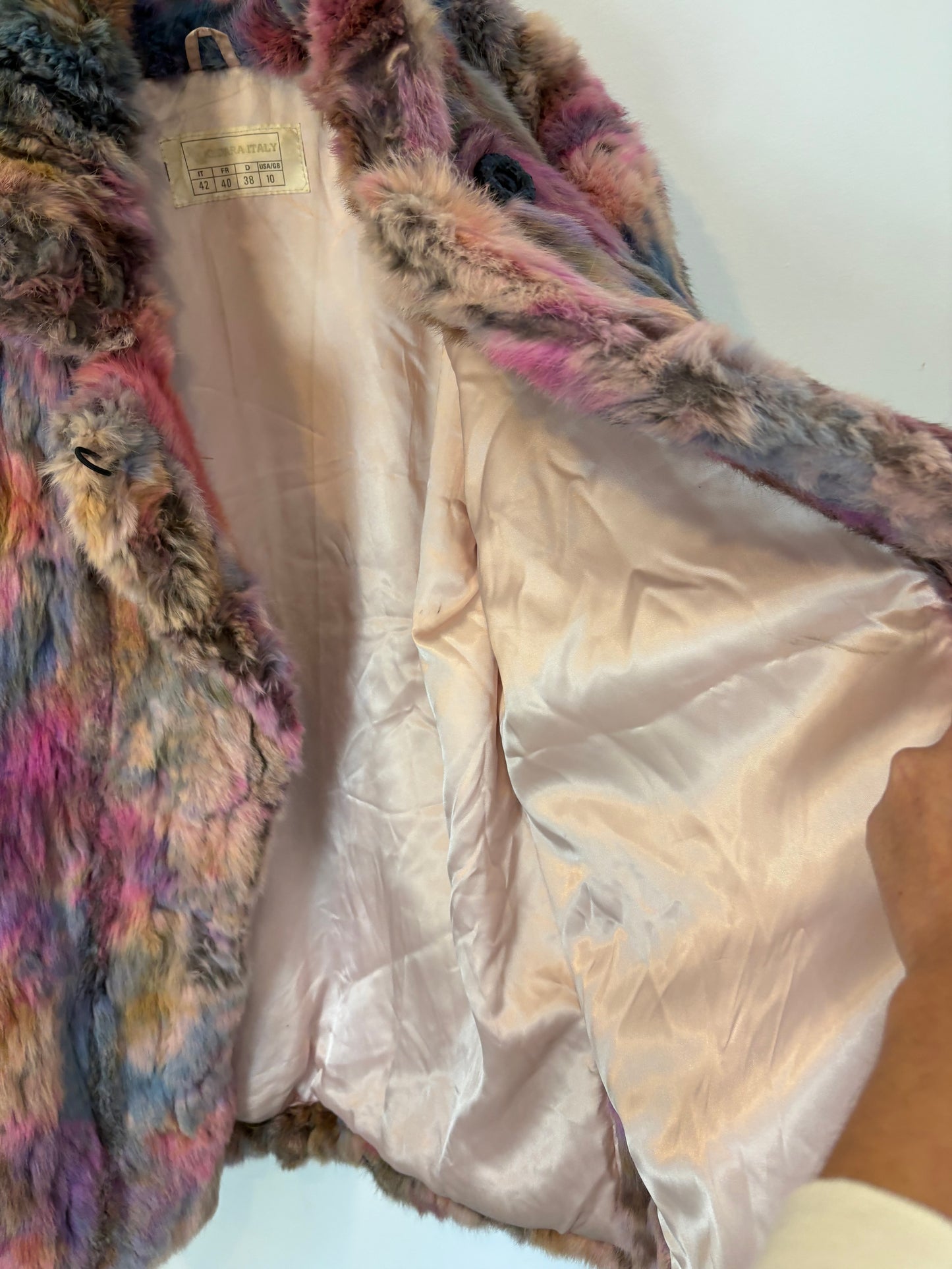 OTRAS. Abrigo pelo natural colores