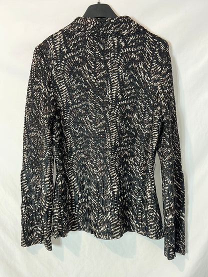 ADOLFO DOMINGUEZ. Textured printed blouse. T 38