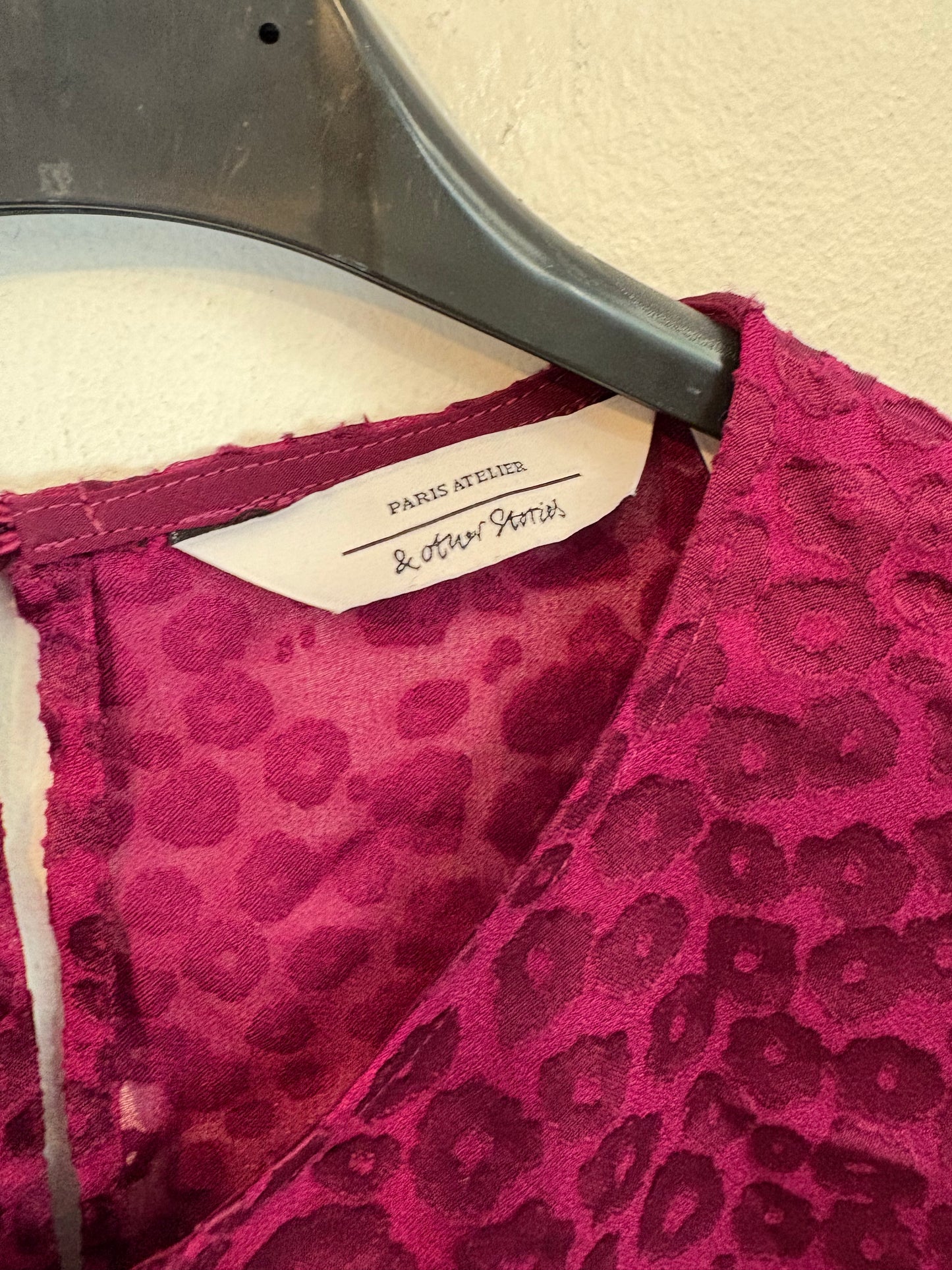 &amp; OTHER STORIES. Textured puff-sleeve blouse. Size 36