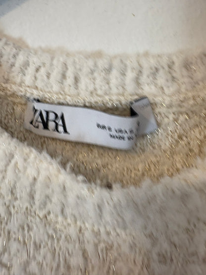ZARA. Total look tweed perlas