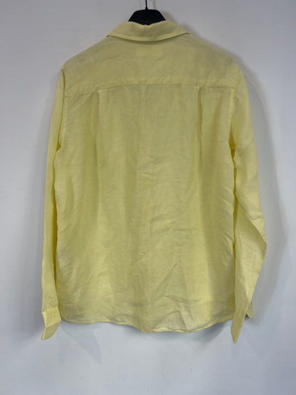 UNIQLO. Light yellow linen blouse. TM