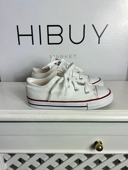 COVERSE. Zapatillas blancas cordones. T 26