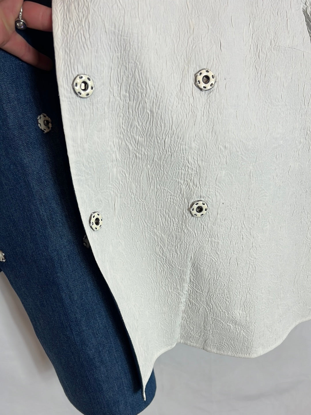 ERMANNO SCERVINO. Chaqueta blanca textura. T 44 (L)