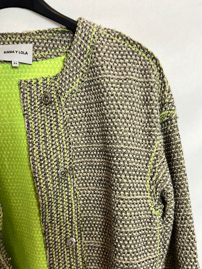 BIMBA Y LOLA. Chaqueta oversized detalles flúor. T XS (S)