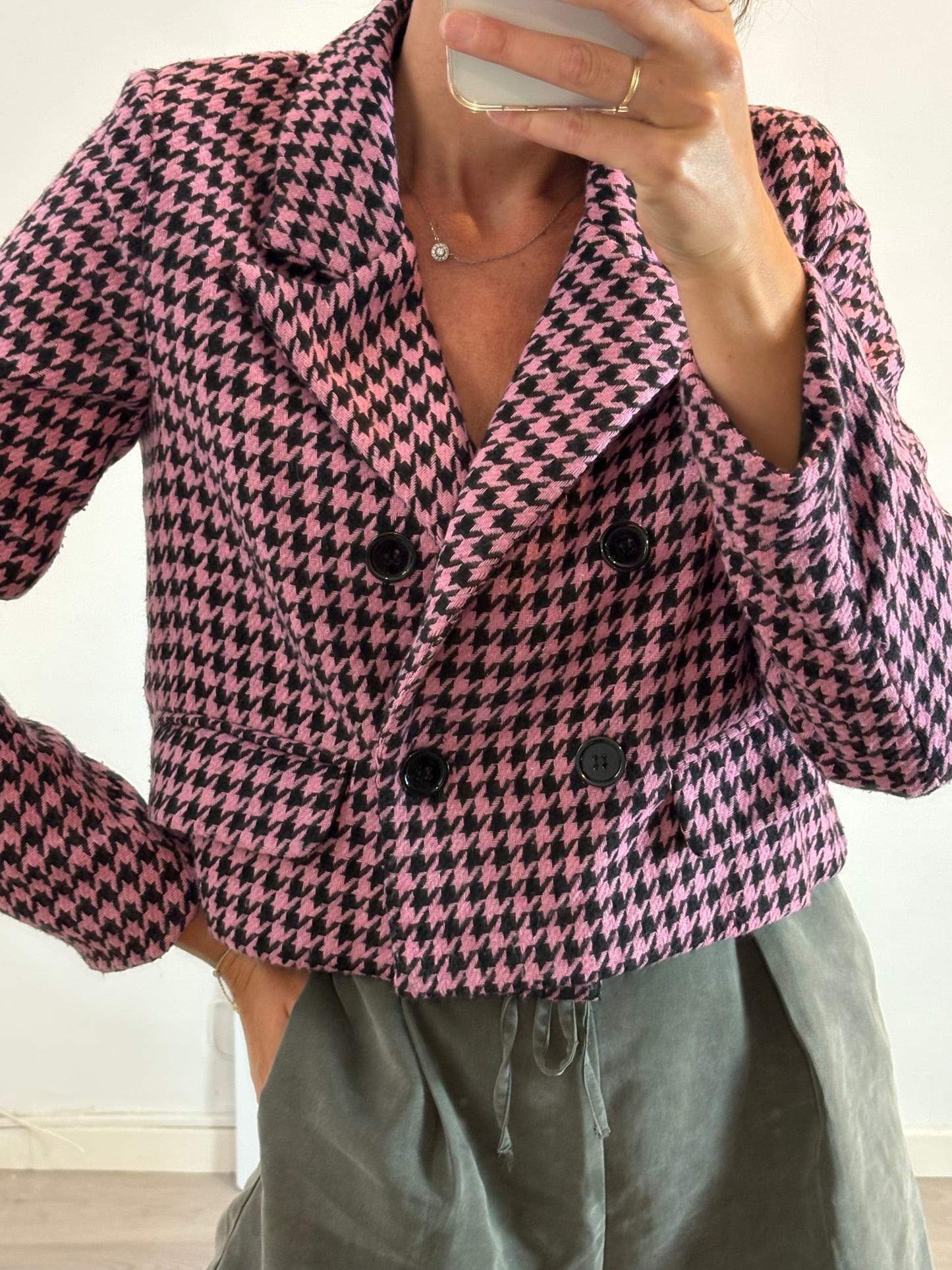 LOAVIES. Chaqueta crop pata de galo T.s