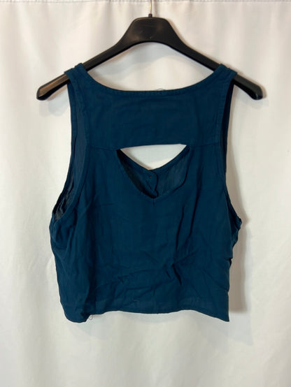 OTHERS. Blue top with back detail. TS/M