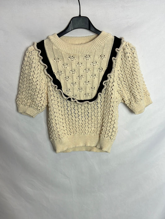 ZARA. Beige and black openwork cropped top. TS