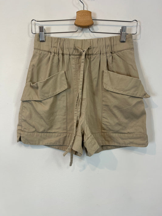 MANGO. Pantalón beige bolsillos T.xs