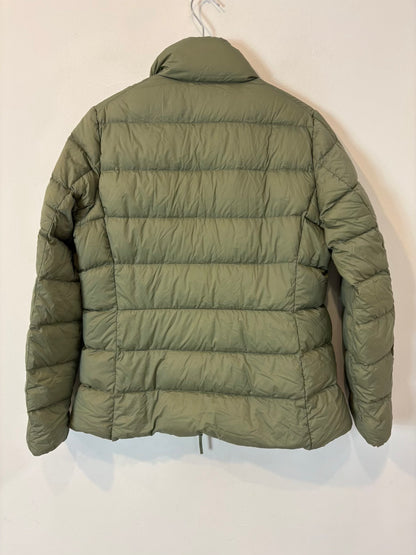 UNIQLO. Chaqueta verde claro ultraligera