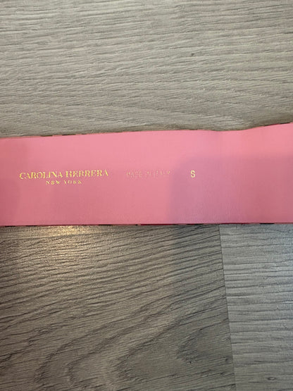 CAROLINA HERRERA . Cinturón rosa estampado