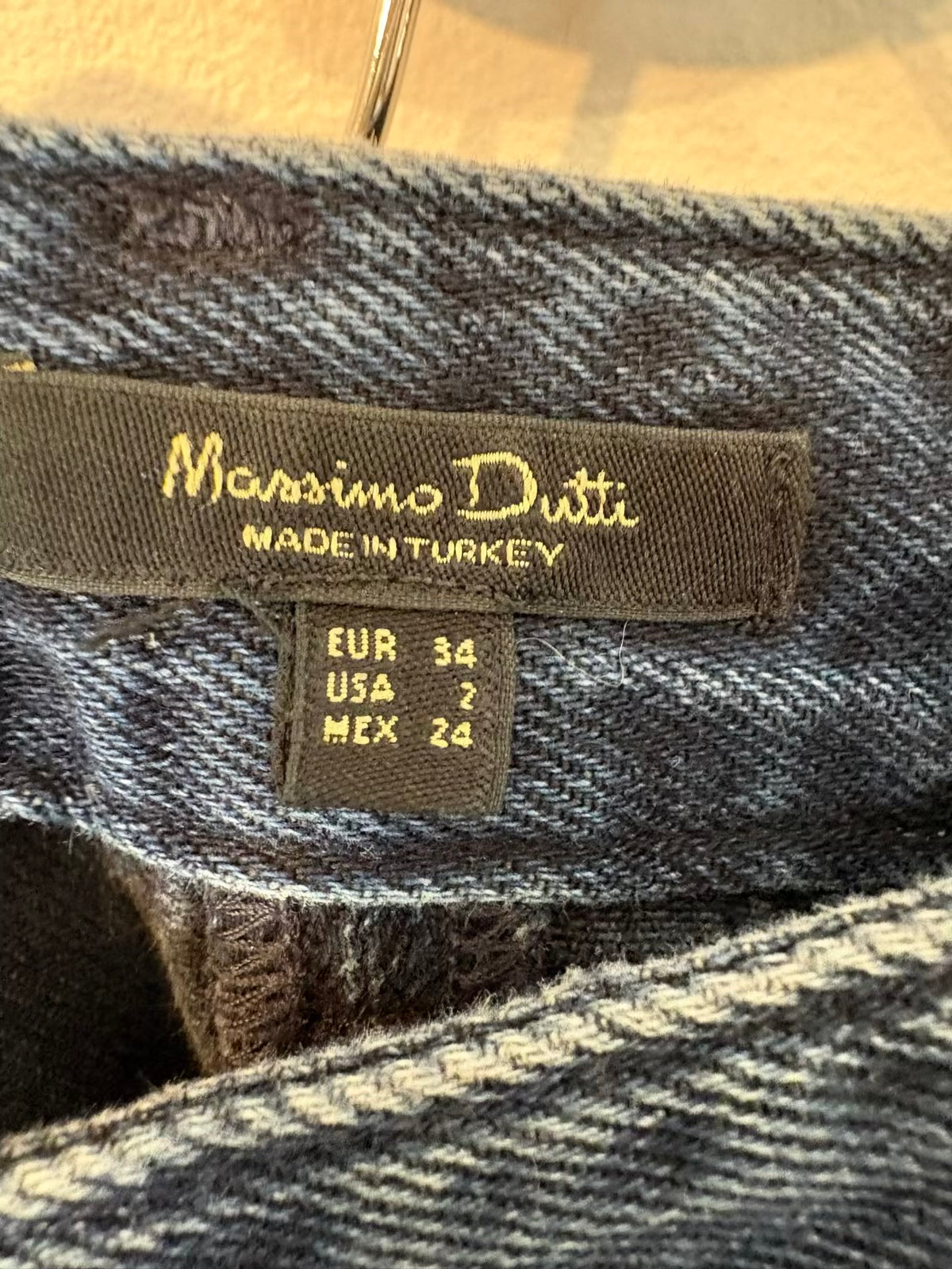 MASSIMO DUTTI. Falda larga denim
