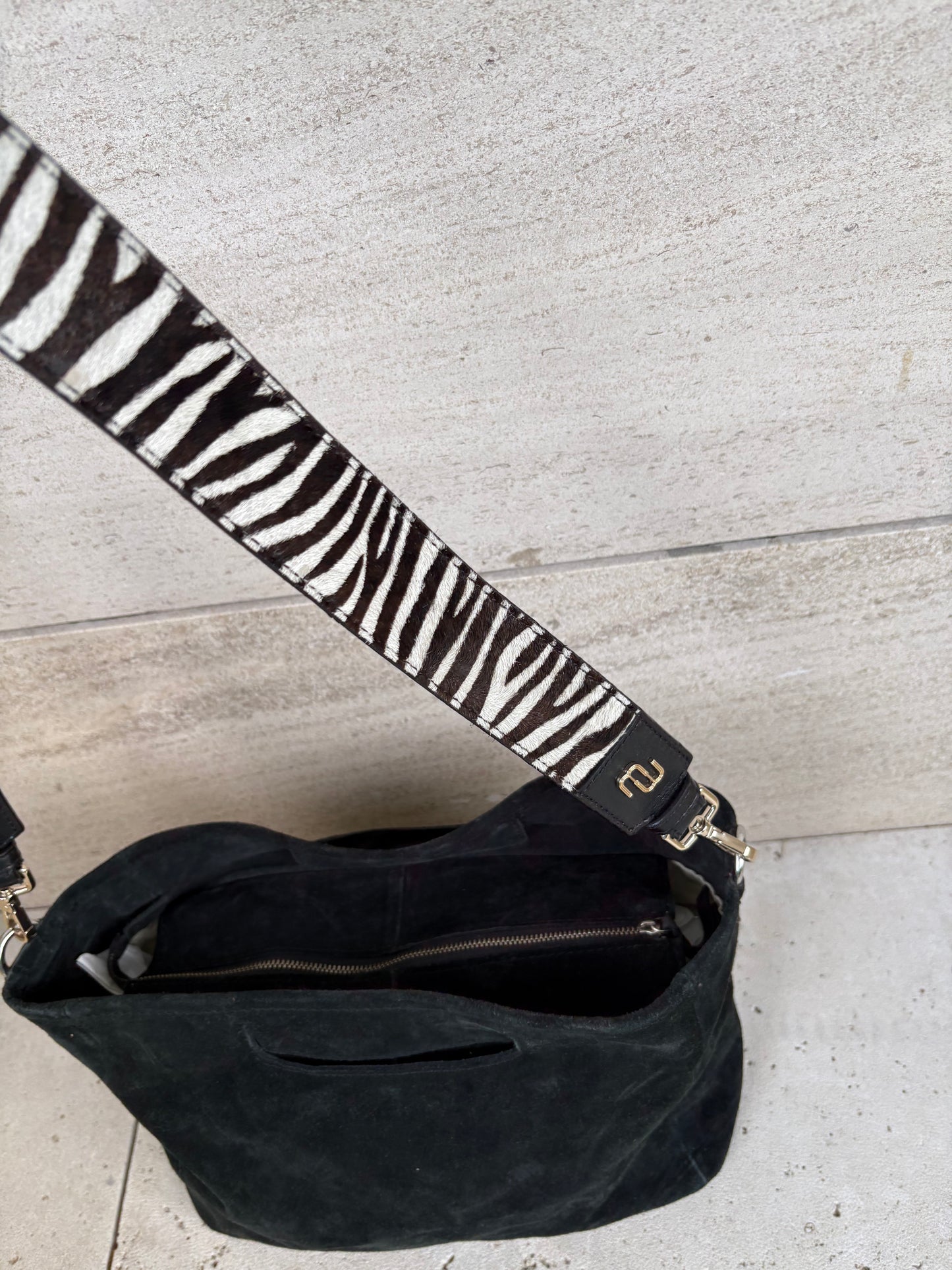 ZARA. Bolso negro piel shopper