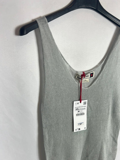 ZARA. Top punto azul claro. T XS