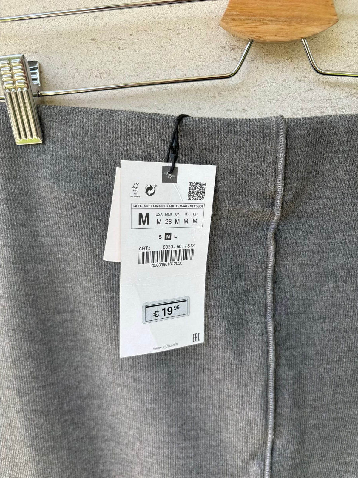 ZARA. Falda larga punto gris