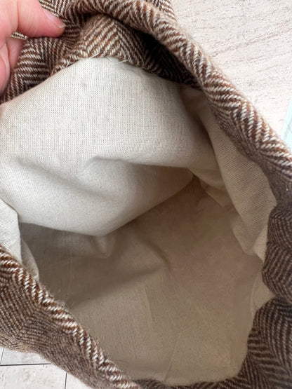 CARMEN MARCH. `Pantalón lana jaspeado beiges. T M