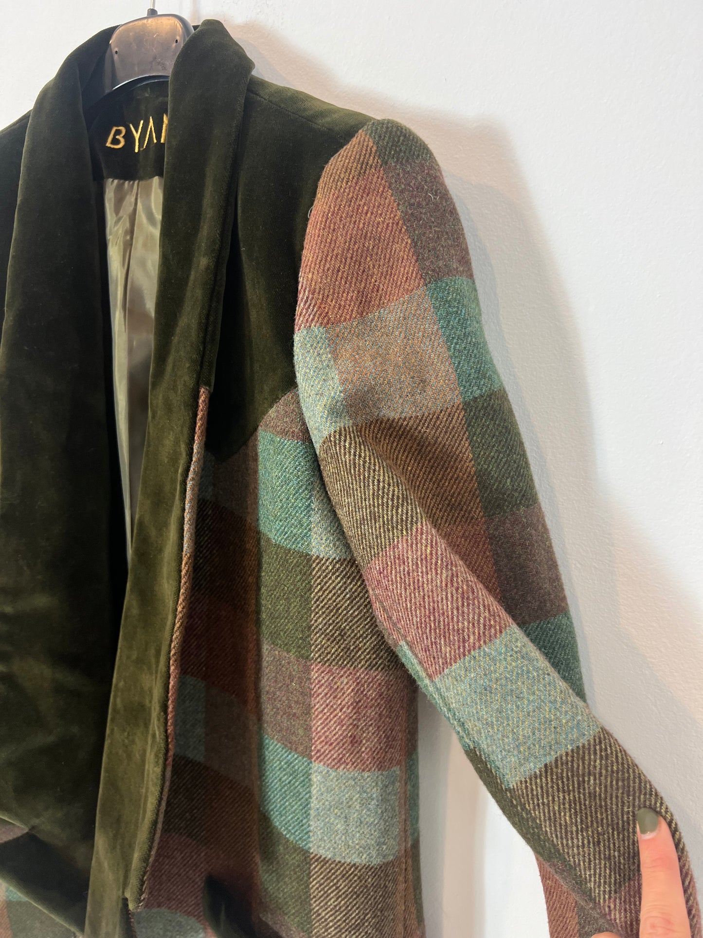 BYAN. Blazer cuadros lana con detalles en terciopelo. T S