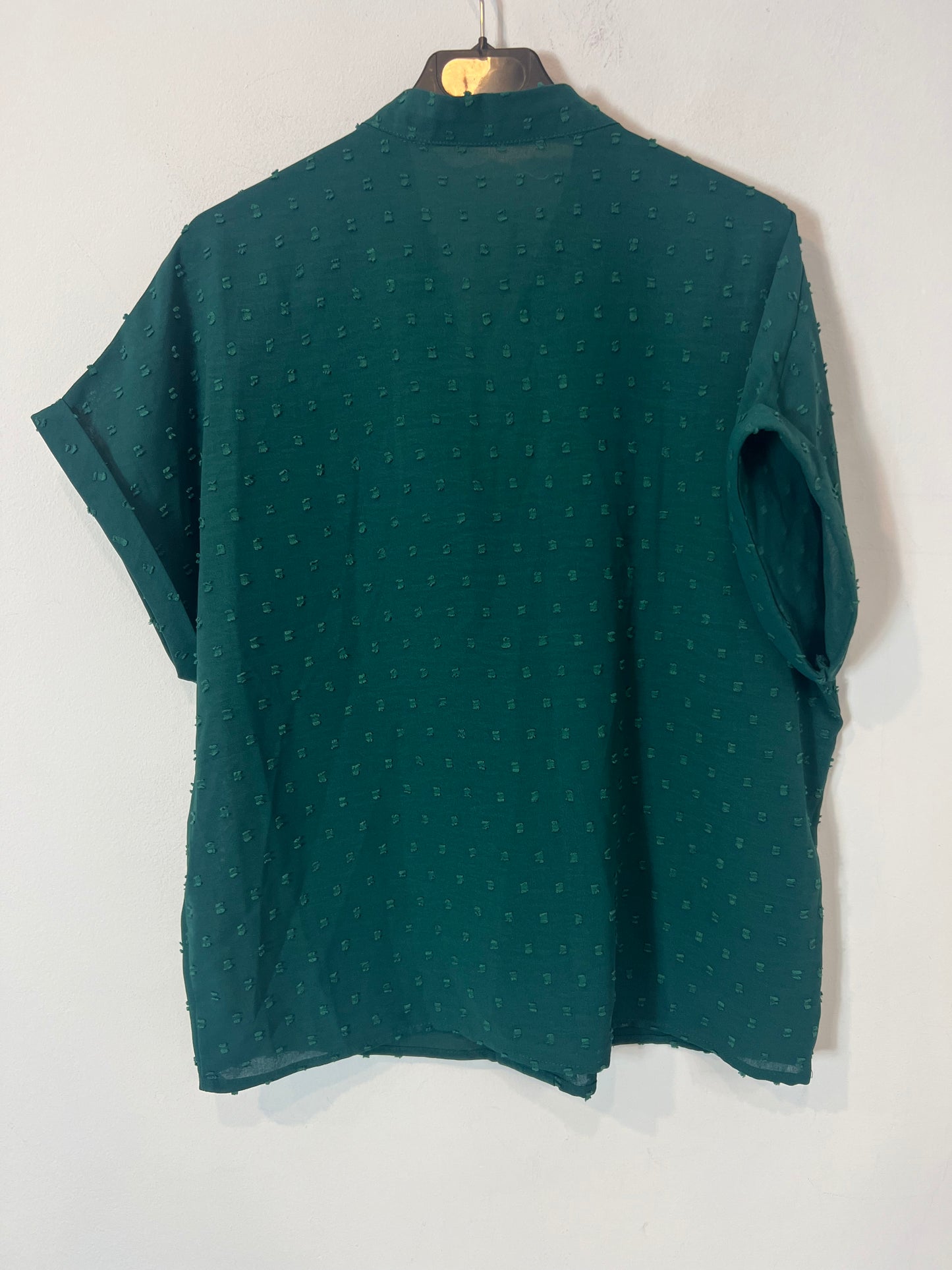 SHEIN. Green plumeti blouse Tl