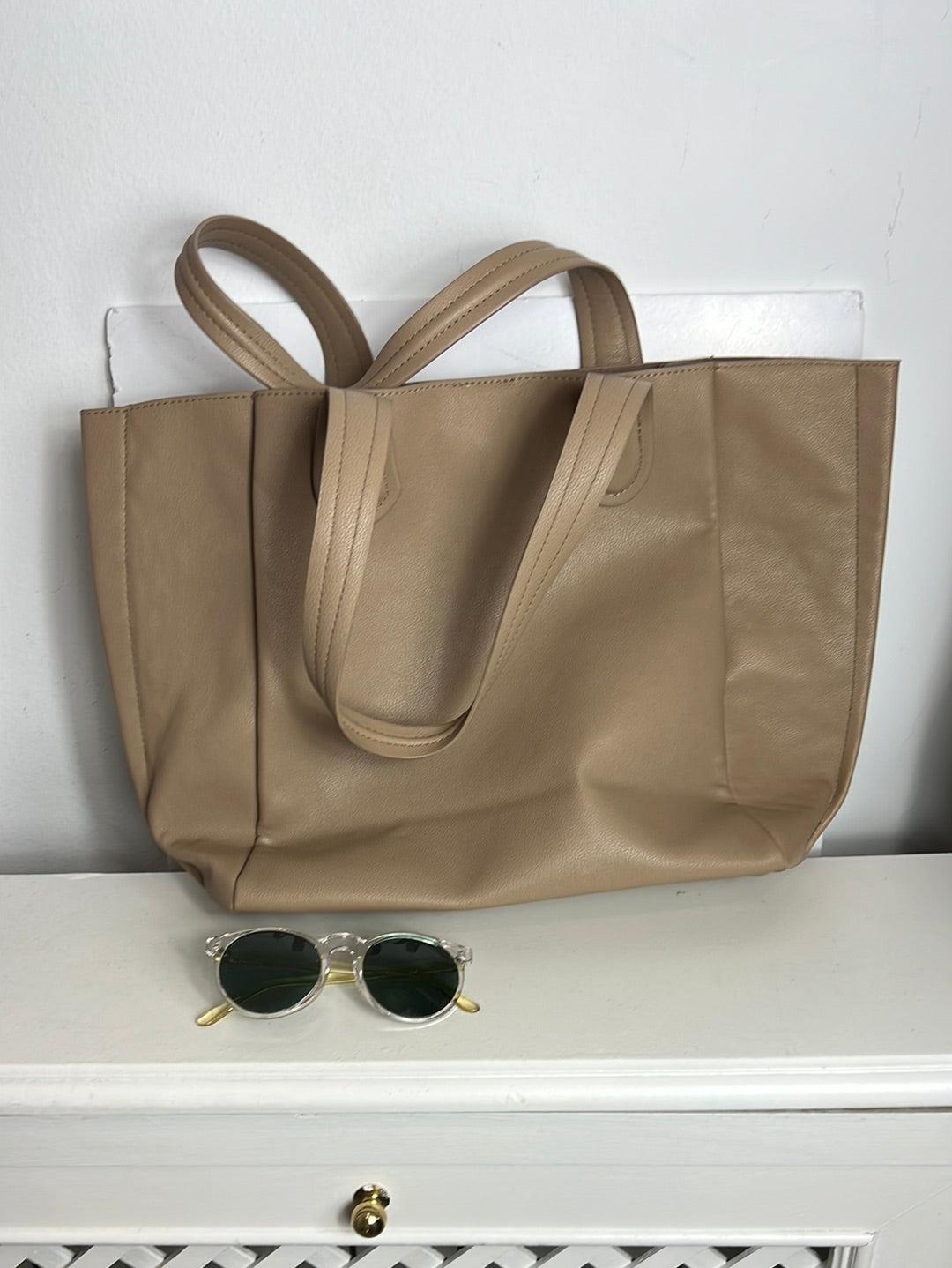 ZARA. Bolso tote  beige