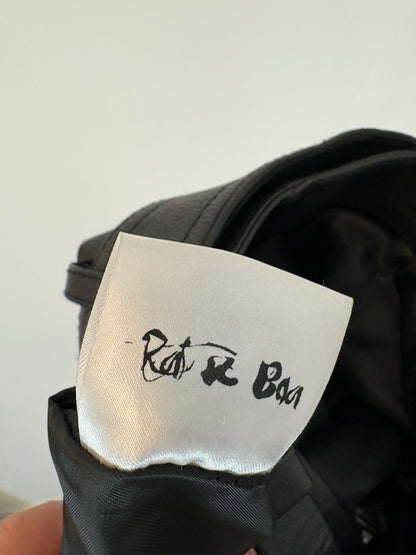 RAT & BOA. Falda corta piel cremallera. T S