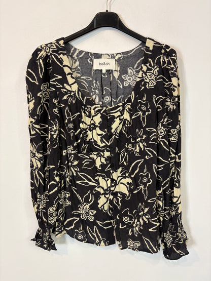 BA&SH. Blusa negra flores. T 1 (S)