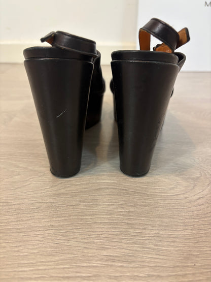 CLERGERIE. Sandalias plataforma piel en negro. T 40