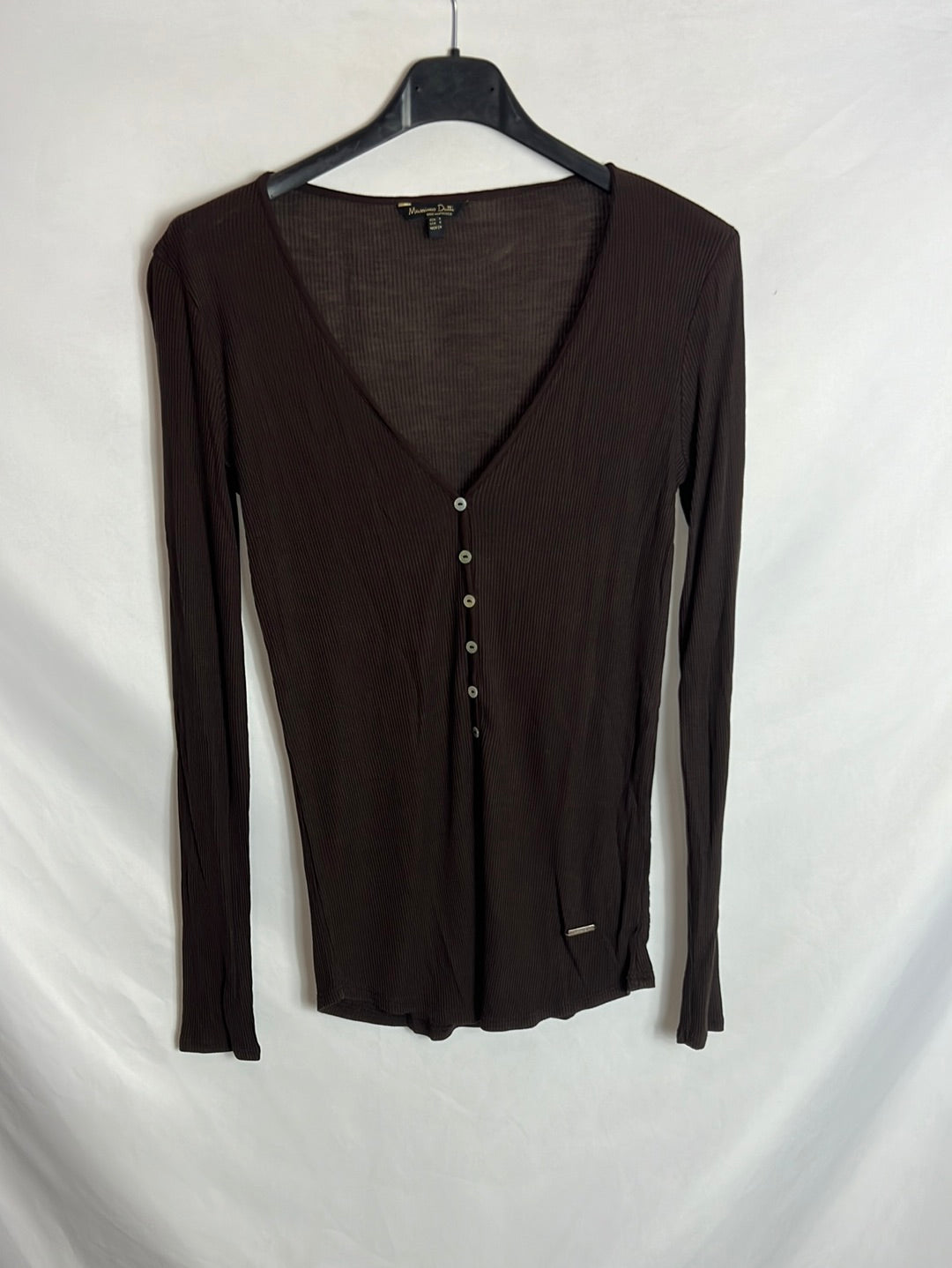 MASSIMO DUTTI. Camiseta marrón canalé T.s