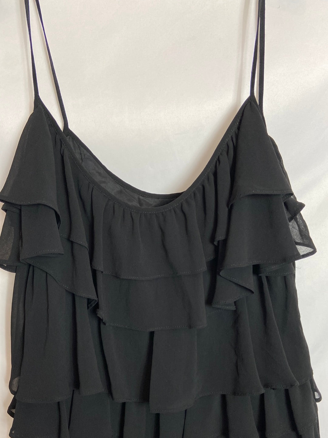 ZARA. Black ruffled dress Tm