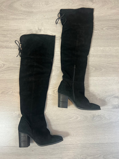 XTI. Botas negras altas  T 40