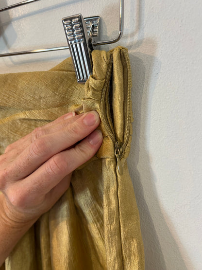 COOSY. Pantalón ancho dorado T.m (TARA)