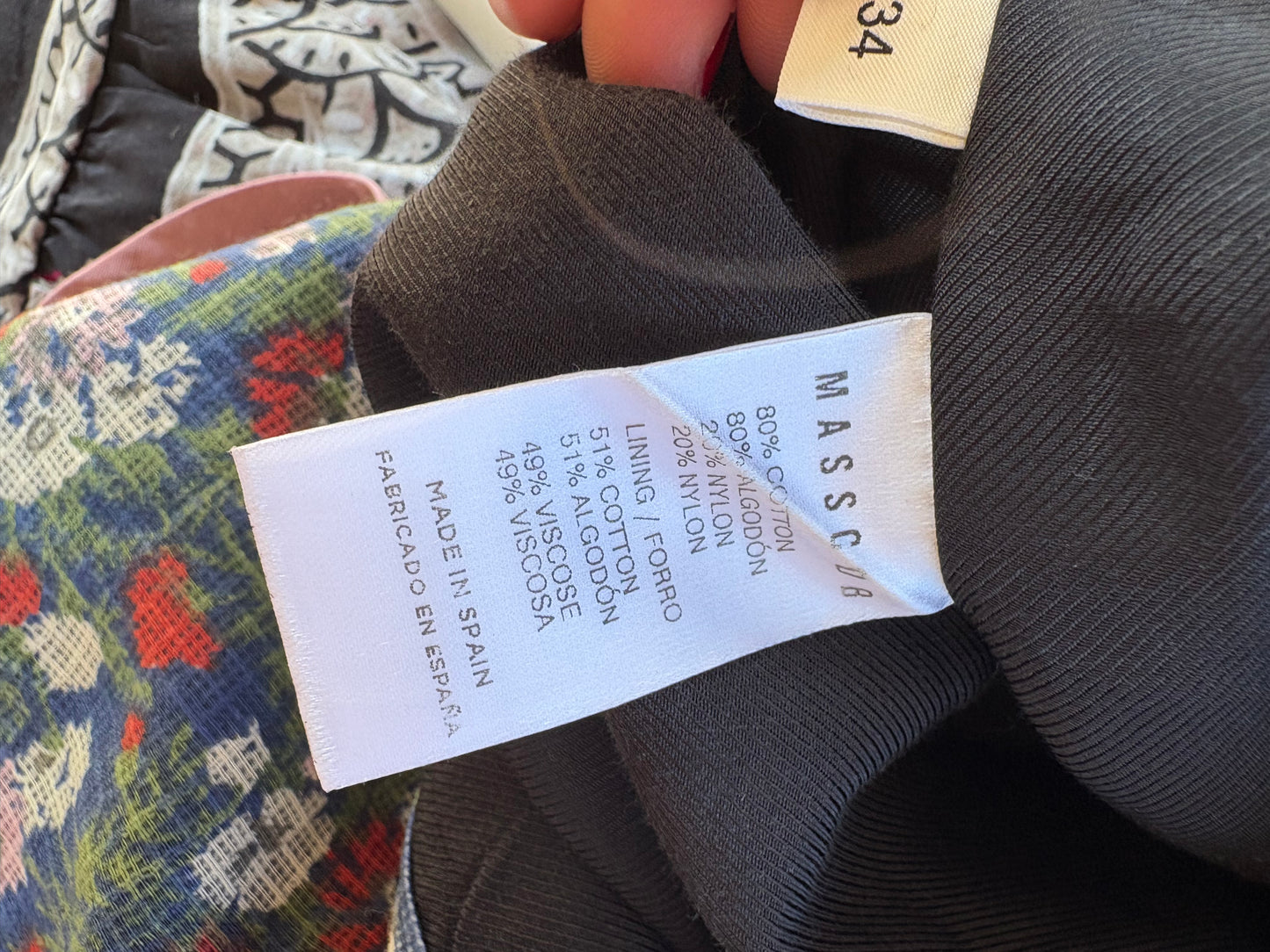 MASSCOB. Falda midi estampada volante mezcla