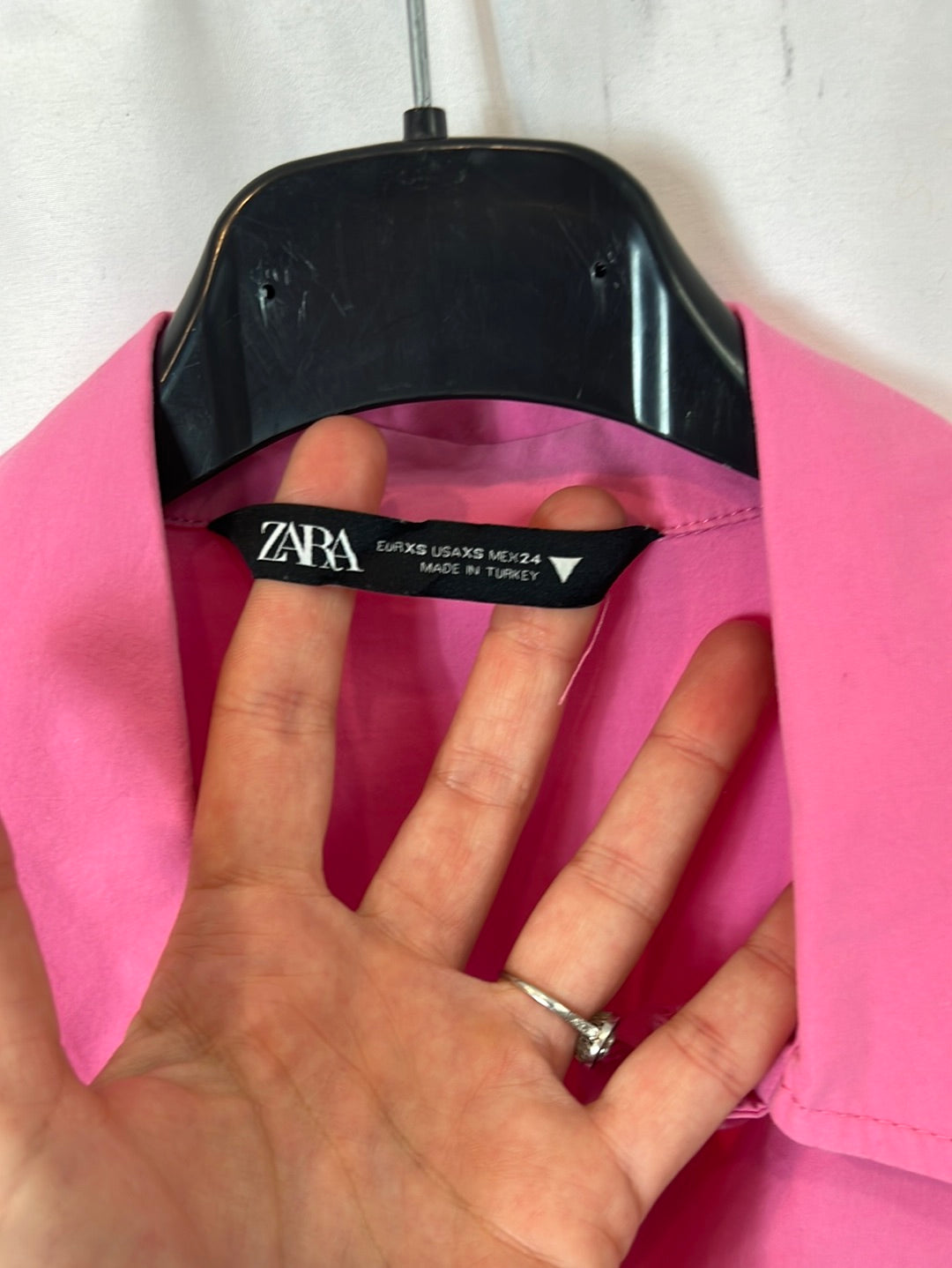 ZARA. Camisa rosa oxford T.xs