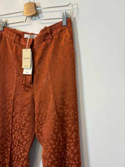 MANGO. Total look satinado caldera