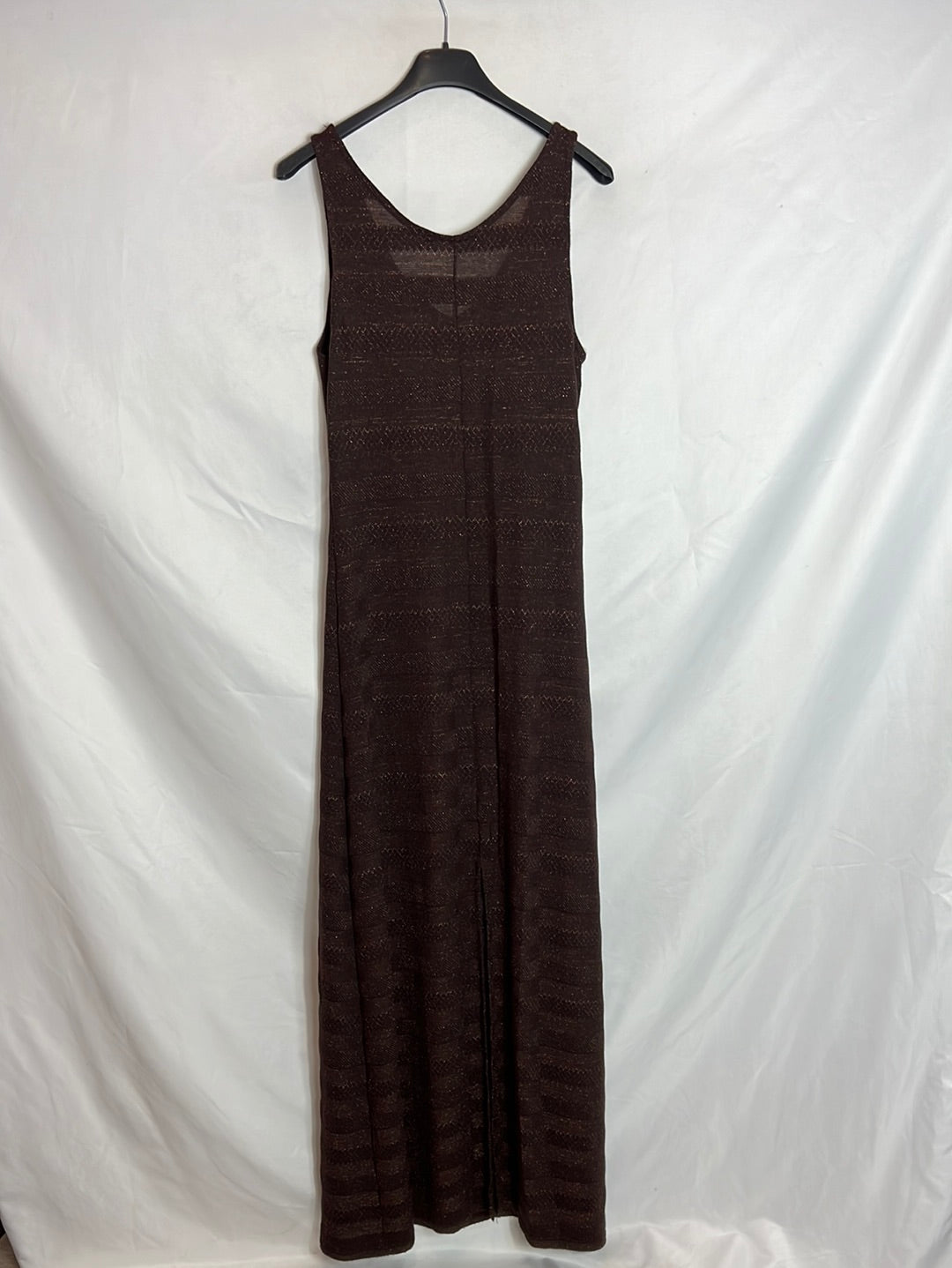 CALZEDONIA. Long brown dress with shiny threads. TS